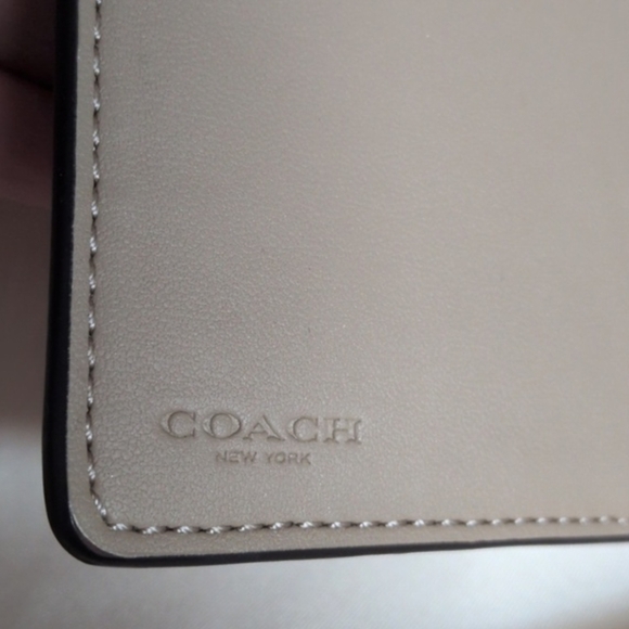 Coach Cherry Hamptons Hobo Leather Shoulder Bag And Wallet Matching Set - Picture 12 of 14